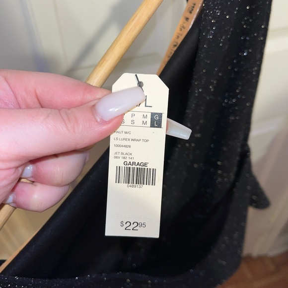 Garage formal top - Picture 3 of 4